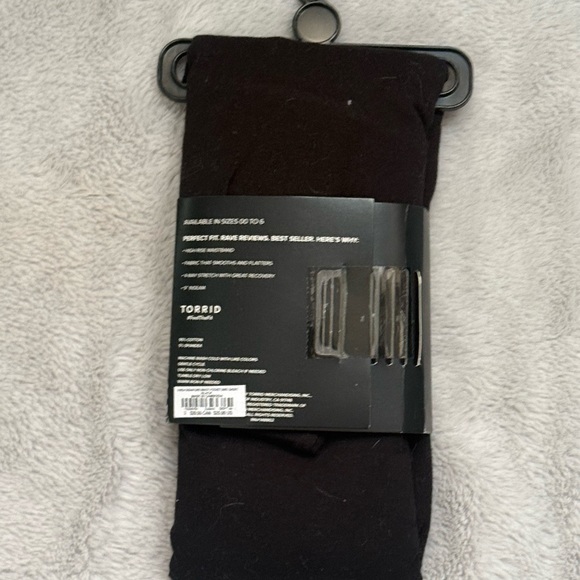 9 Inch Signature Waist Pocket Bike Short - Picture 2 of 2